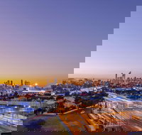 Oaks Brisbane Woolloongabba Suites - Travel Agents