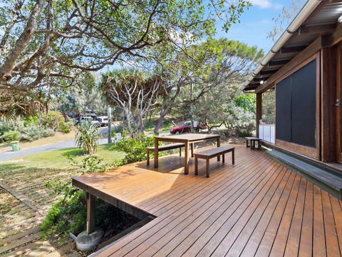Laguna House - Travel Agents 2