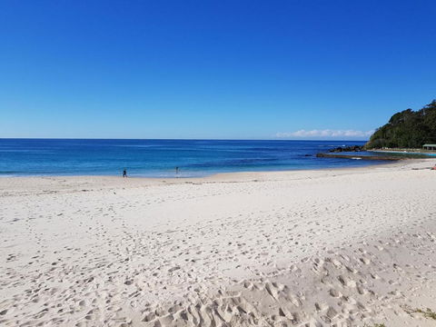 CHILL OUT BEACHSIDE At FORSTER - Tourism Guide 4