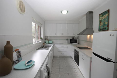 CHILL OUT BEACHSIDE At FORSTER - Tourism Guide 1