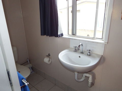 Acacia Motel - Travel Search 5