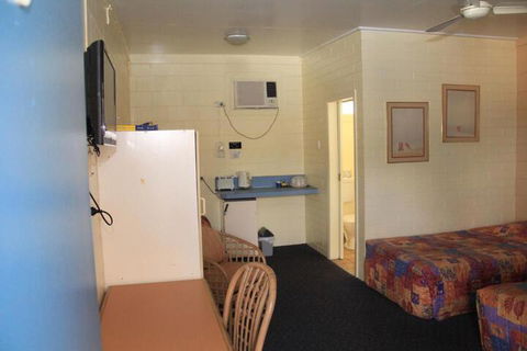 Burdekin Motor Inn - Travel Search 4