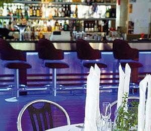 La Piazza Restaurant & Bar - Tourism Guide 5