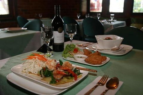 Lime Thai Restaurant - Cruises Travel 0