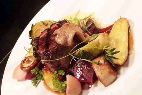 SEE Restaurant - Tourism Guide 10