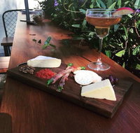 One Wild Apple - Travel Agents