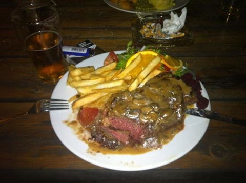 Royal Hotel - Travel Agents 0