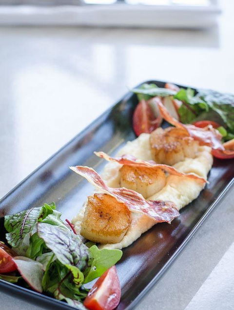 Bulli Beach Cafe - Tourism Guide 10