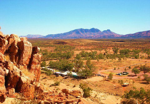Glen Helen Homestead Lodge - Travel Search 9