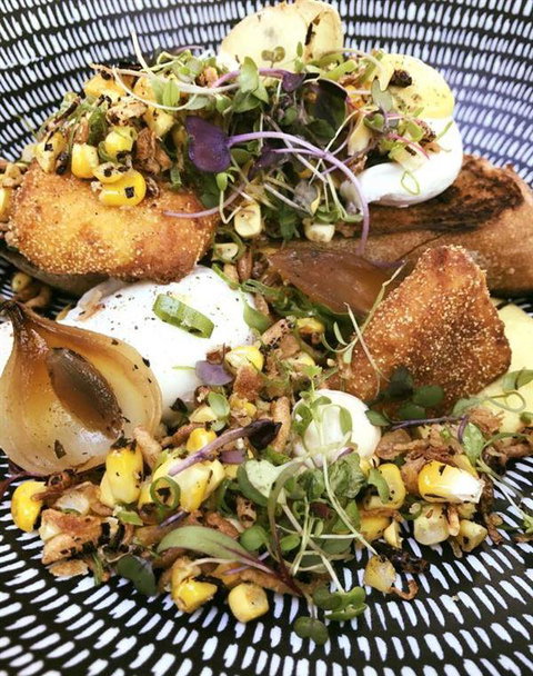 H2O Restaurant & Bar - Tourism Guide 11