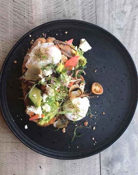 H2O Restaurant & Bar - Tourism Guide 15