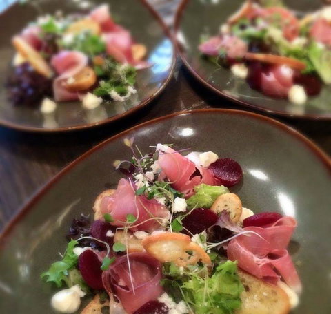 H2O Restaurant & Bar - Tourism Guide 8