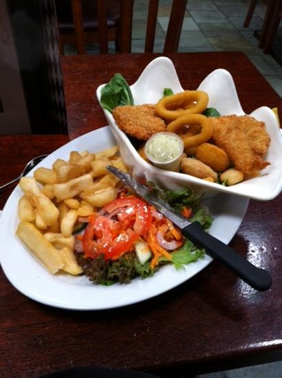 The Bush Inn Bar & Grill - Tourism Guide 2