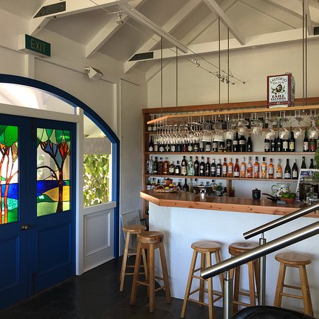 Artisan Kitchen And Wine Bar - Travel Search 0