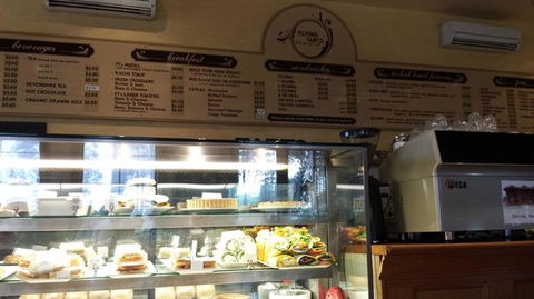 Flying Tarts Bakery And Cafe - Cruises Travel 0