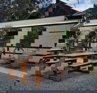 The Warburton Hotel Wesburn - Cruises Travel