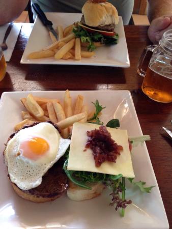 Glenrowan Hotel - Travel Search 0