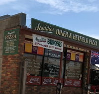 Stoddies Diner  Heyfield Pizza - Travel Agents