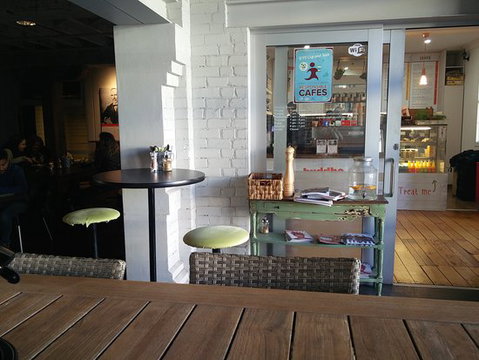 Buddha Bowl Cafe - Tourism Guide 0