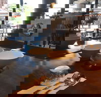 Good Feeling Thai Restaurant - Travel Search