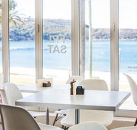 Beach House Balmoral Restaurant  Cafe - Cruises Travel