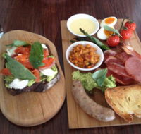 Gertrude  Mabel - Travel Search