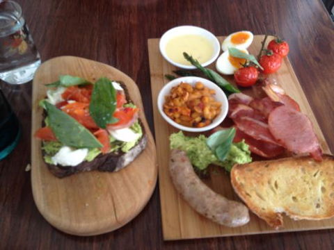 Gertrude & Mabel - Travel Search 0