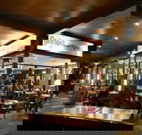 George's Gourmet Pizzeria - Travel Search