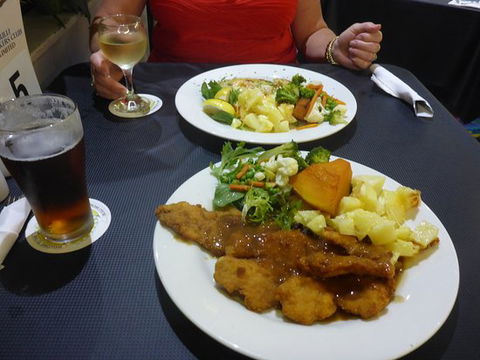 Opals Restaurant - Tourism Guide 0