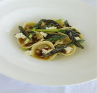 Bungool Restaurant Riverside Oaks NSW - Cruises Travel