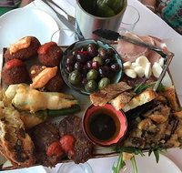 Cafe Rialto Pizza Bar - Tourism Guide