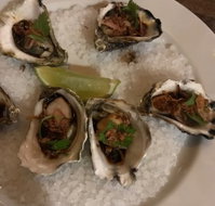 The Gunyah Restaurant at Paper Bark Camp - Travel Agents