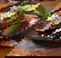 The Pelican Waterfront Cafe  Restaurant - Travel Agents