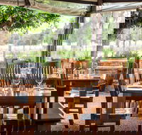 Blaxland Inn - Cruises Travel