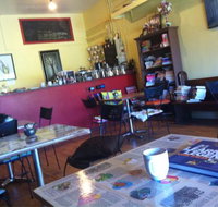 Anna's Shop Around The Corner - Travel Search