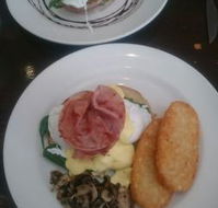 Lysanders Cafe