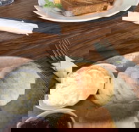 Cecilia's - Tourism Guide