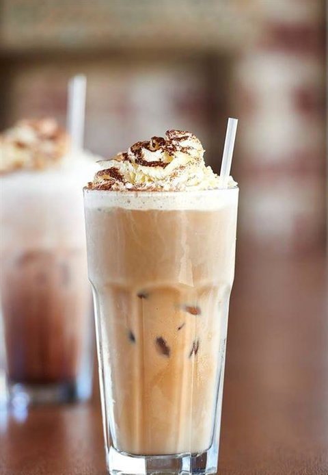 Albert & Moore - Travel Agents 11