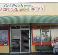 MacIntyre Hot Bread Shop - Cruises Travel