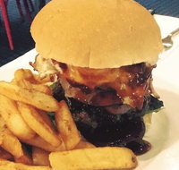 The Clubhouse Bistro - Tourism Guide