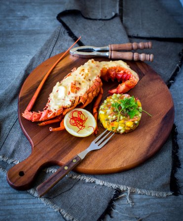 Seahorse Inn Restaurant - Travel Agents 0