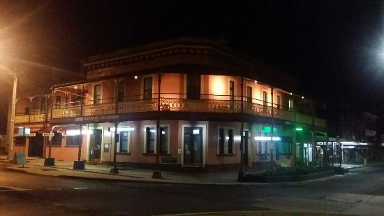 Dundee NSW Cruises Travel