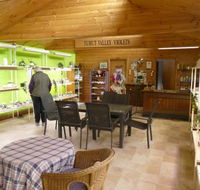 Tumut Valley Violets - Cruises Travel