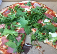Pizza Gusto - Tourism Guide