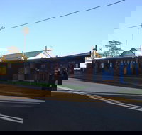 Greenwell Point Hotel - The Bistro and Pizza Bar - Travel Agents