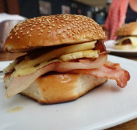 Huskisson Bakery  Cafe - Travel Agents