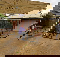 Marshall MacMahon Inn - Travel Agents