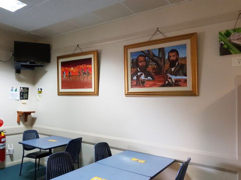 Menindee Hotel - Travel Agents 0