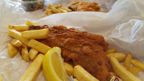 Burleigh Heads Fishmongers - Travel Search 0