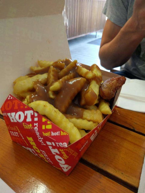 McManos Chicken Bar - Travel Agents 0